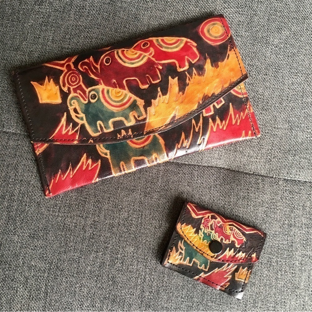 Colorful Elephant Wallet Clutch with Matching Coin Purse, Genuine Leather, Brown - Picture 3 of 17